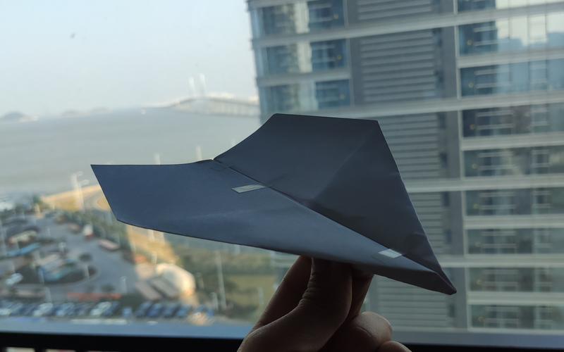 纸飞机万能搜索引擎频道,纸飞机testflight